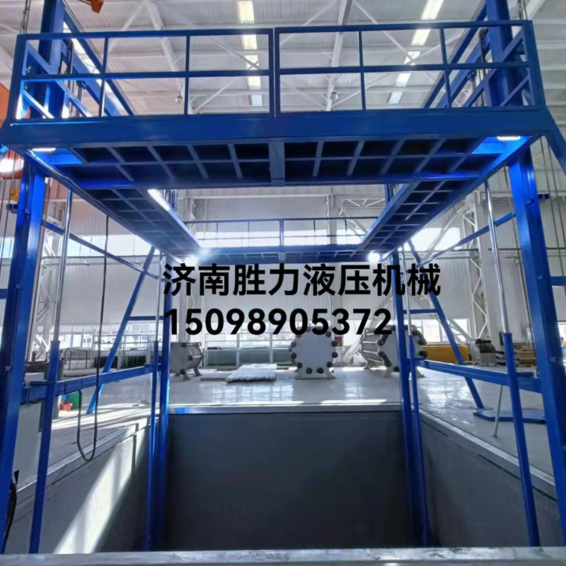 載重5噸特殊導(dǎo)軌式升降機2臺安裝完畢！